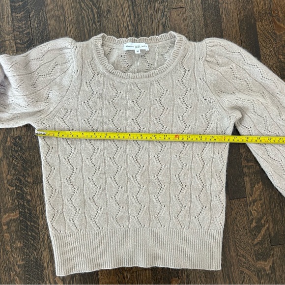 White + Warren Cashmere Scallop Crew Neck Sweater - Picture 9 of 10